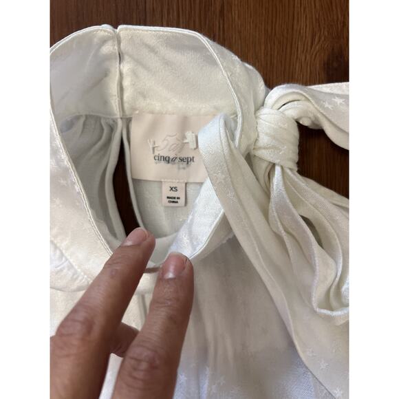 Cinq a Sept White Satin Halter Satin Jumpsuit Xs White Tie Neck Star Jacquard - Picture 4 of 10